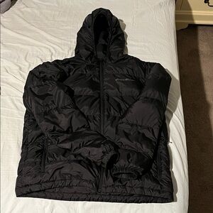 Eddie Bauer Men's Black Hooded Puffer Jacket